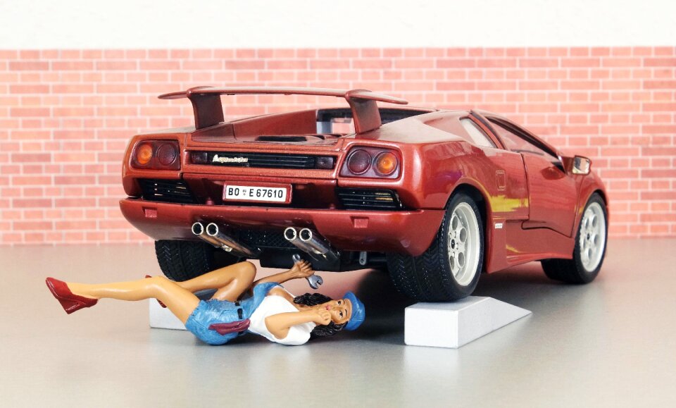Mechanic workshop car breakdown
