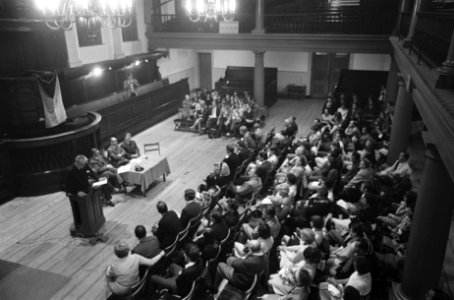 In Nederland verblijvende Tsjechen herdenken inval van Warschau pact troepen in , Bestanddeelnr 922-7220