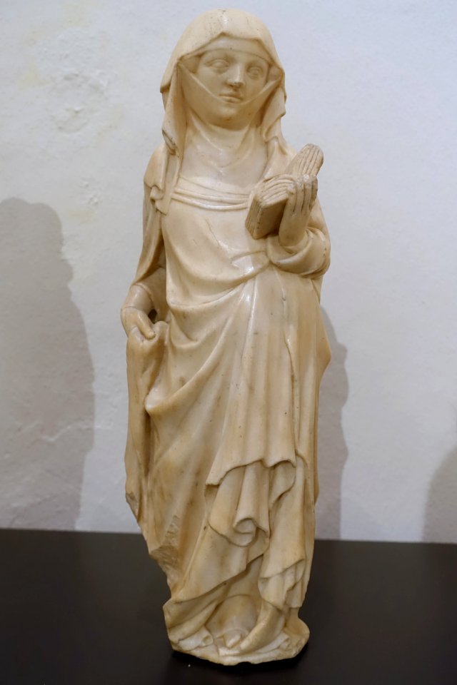 Individual figures from the High Altar of Cologne Cathedral, 3, Cologne, c. 1310-1320, Carrara marble - Museum Schnütgen - Cologne, Germany - DSC00020