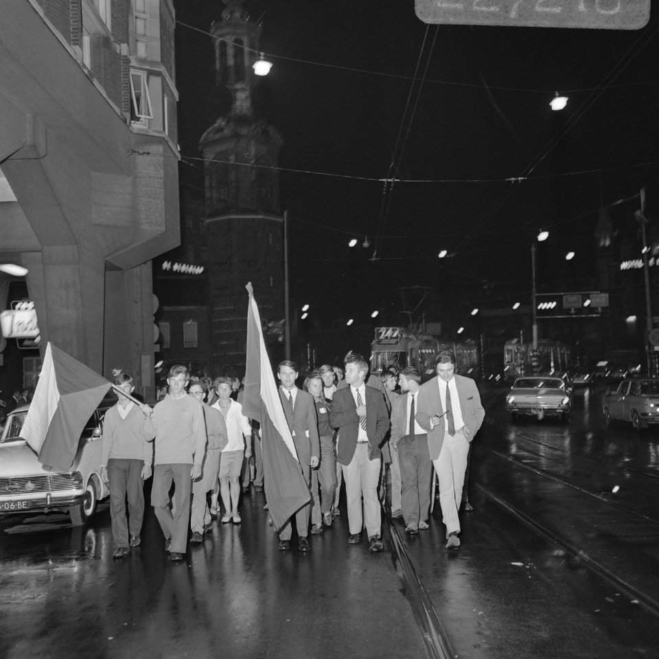 In Nederland verblijvende Tsjechen herdenken inval van Warschau pact troepen in , Bestanddeelnr 922-7216