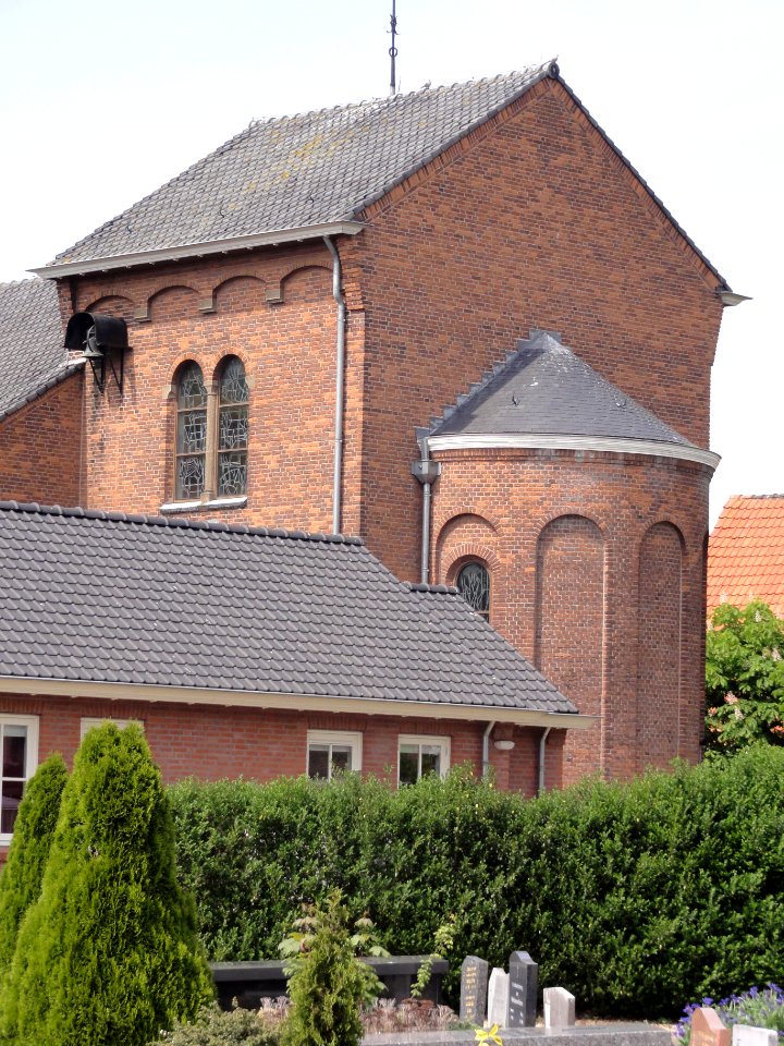 Indoornik RK kerk schuin achter