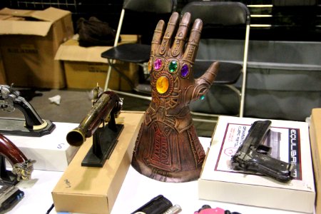 Infinity Gauntlet - 2018 Atlanta Comic Con