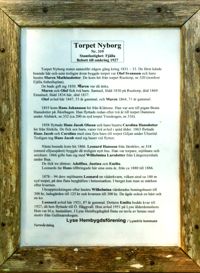 Info board about the Nyborg homestead in Gullmarsskogen