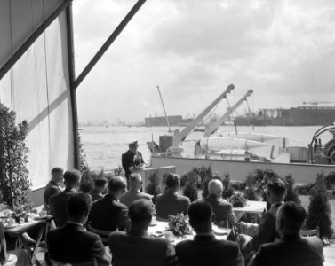 Indienststelling Kustmijnenveger Hr Ms Drunen bij NV Werf Gusto te Schiedam, Bestanddeelnr 907-9728
