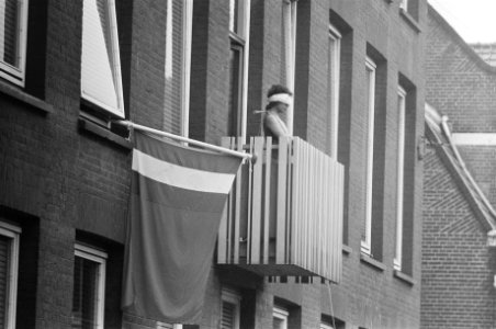Indonesisch Consulaat in Amsterdam (tweede dag) door gewapende Molukkers bezet , Bestanddeelnr 928-3104