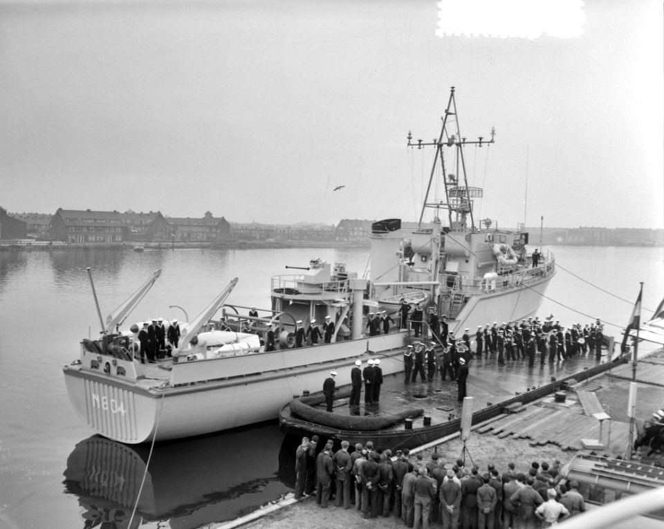 Indienststelling kustmijnenveger Steenwijk bij Haarlemse Scheepsbouwmaatschappij, Bestanddeelnr 907-9008