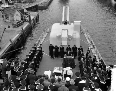 Indienststelling Hr. Ms. Onderzeebootjager Limburg bij De Schelde Vlissingen, Bestanddeelnr 908-1152