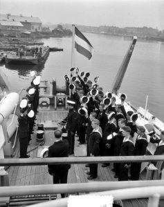 Indienststelling kustmijnenveger Steenwijk bij Haarlemse Scheepsbouwmaatschappij, Bestanddeelnr 907-9011