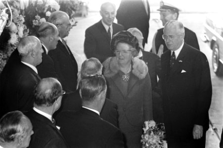Indienststelling van passagiersschip Koningin Juliana . Koningin Juliana word, Bestanddeelnr 921-7620