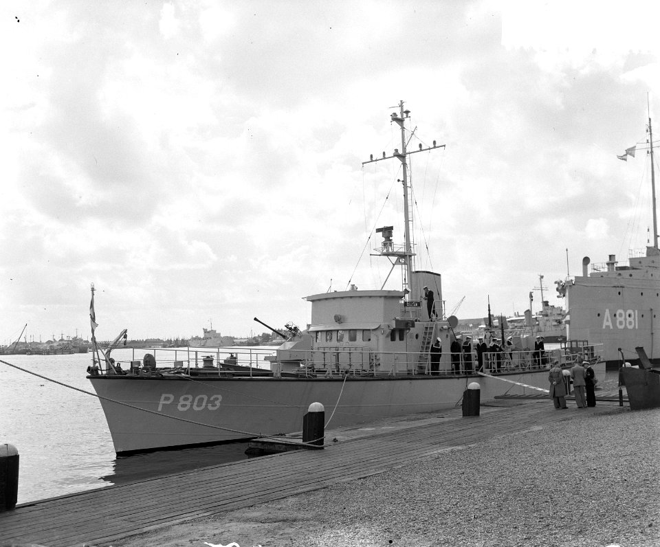 Indienststelling Hr. Ms. Bulgia Den Helder, Bestanddeelnr 906-7324