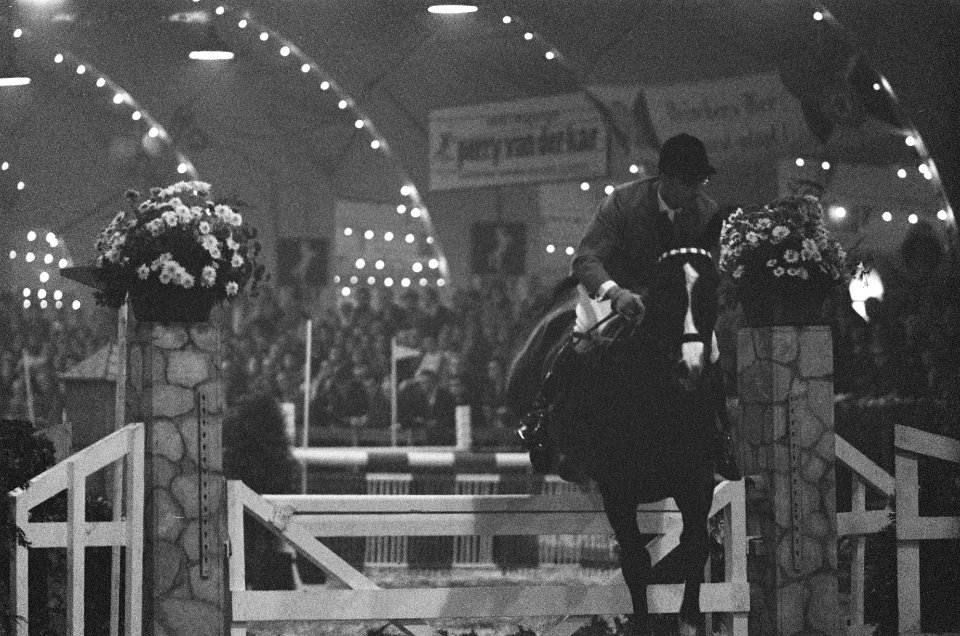 Indoor Concours Hippique in het RAI gebouw te Amsterdam, Bestanddeelnr 911-7869
