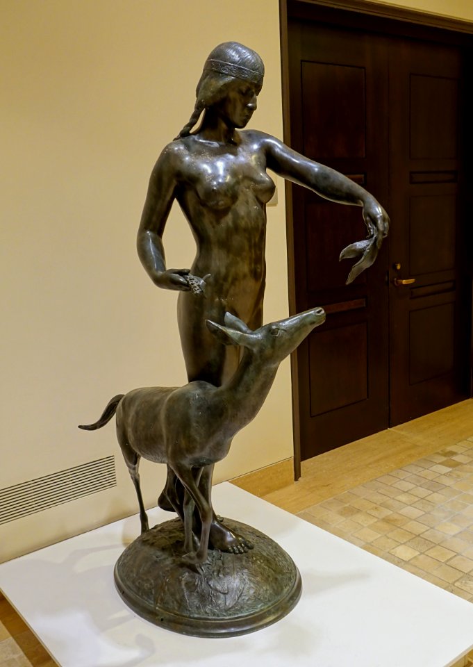 Indian Maiden and Fawn, by Alexander Phimister Proctor, modeled 1921-1926, cast 1926, bronze - Jordan Schnitzer Museum of Art, University of Oregon - Eugene, Oregon - DSC09562