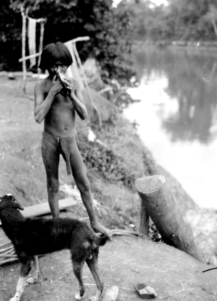 Indiangosse. Rio Sambu. Panama - SMVK - 004127