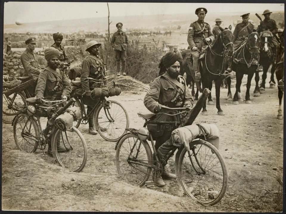 Indian cyclists, Bestanddeelnr 158-2761