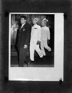 Indonesische zeemannen en stewards, bij een ontvangst door koningin Wilhelmina i, Bestanddeelnr 934-7820
