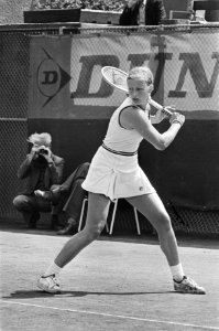 Internationale tenniskampioenschappen van Scheveningen op METS Ellie Appel , Ve, Bestanddeelnr 929-2605