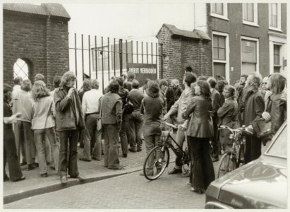In verband met de rechtzaak tegen de Palestijnse vliegtuigkapers werd de omgeving van de rechtbank afgesloten
