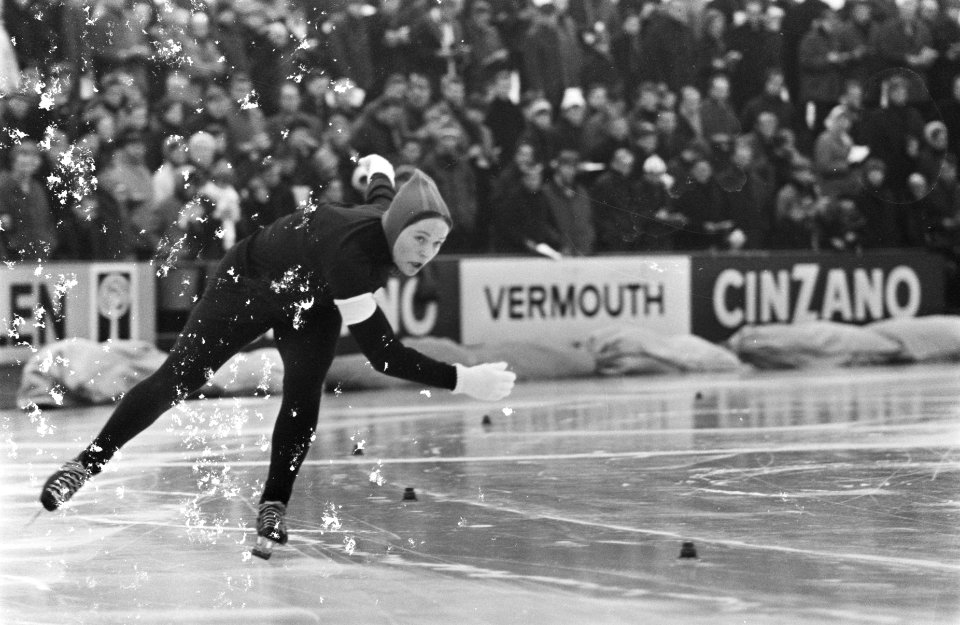 Internationale Schaatswedstrijden Heerenveen Elly v.d. Brom i.a., Bestanddeelnr 921-9817