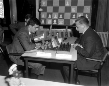 Internationaal Jeugd Schaaktoernooi te Groningen, Miodrag Ostojic (Joegoslavië) , Bestanddeelnr 918-6109