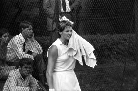 Internationale tenniskampioenschappen te Hilversum ( t Melkhuisje ) Margaret Co, Bestanddeelnr 923-7101