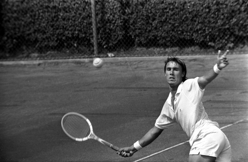 Internationale tenniskampioenschappen te Hilversum ( t Melkhuisje ) J. Alexande, Bestanddeelnr 923-7100