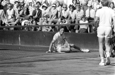 Internationale tenniskampioenschappen te Hilversum, C Dibley gevallen, Bestanddeelnr 924-7786