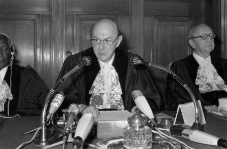 Internationaal hof van Justitie doet uitspraak in visserijgeschil tussen Engelan, Bestanddeelnr 927-3490