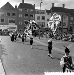 Internationaal folkloristische optocht Arnhem. St. Sebastiaansgilde van Haacht, , Bestanddeelnr 907-9239