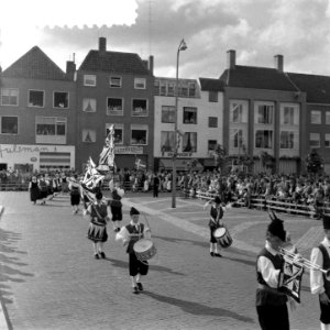 Internationaal folkloristische optocht Arnhem. St. Sebastiaansgilde van Haacht, , Bestanddeelnr 907-9238