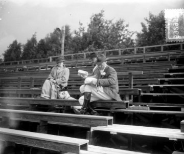 Internationaal Concours Hippique Rotterdam, Prins Bernhard op tribune, Bestanddeelnr 905-9295