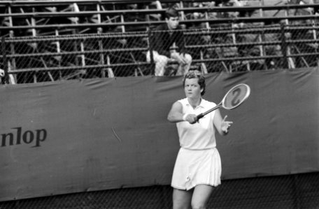 Internationale tenniskampioenschappen bij Melkhuisje te Hilversum, Betty Stove i, Bestanddeelnr 924-7657