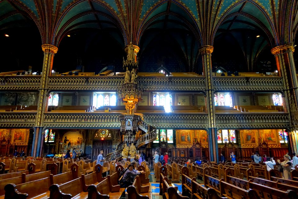 Interior - Notre-Dame de Montréal Basilica - Montreal, Canada - DSC08552