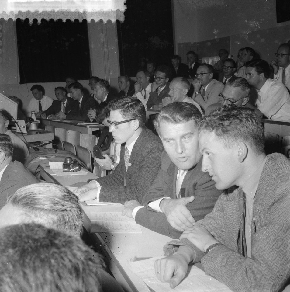 Internationale Ruimtevaartcongres (Amsterdam) Werner von Braun, Bestanddeelnr 909-8082
