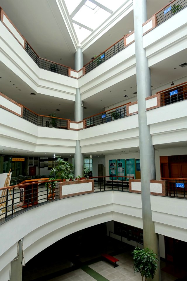 Interior - Sichuan University Museum - Chengdu, China - DSC06190