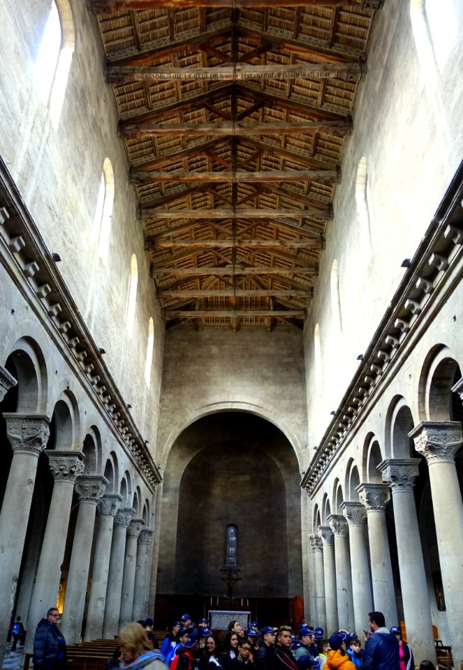 Interior - Duomo - Viterbo, Italy - DSC02085