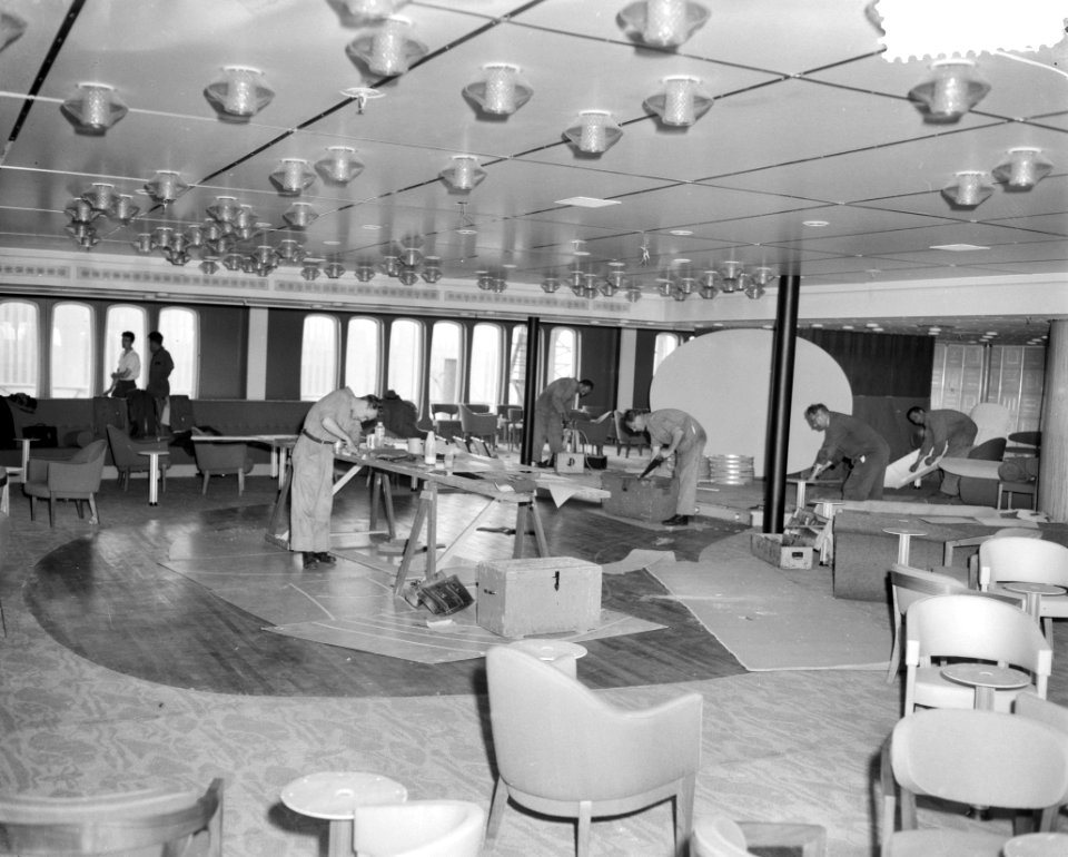 Interieurs van het vlaggeschip van de HAL Rotterdam lounge in de toeristenklasse, Bestanddeelnr 910-5240