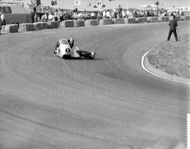 Internationale motor en zijspanraces op het circuit van Zandvoort, zijspanraces, Bestanddeelnr 910-3592