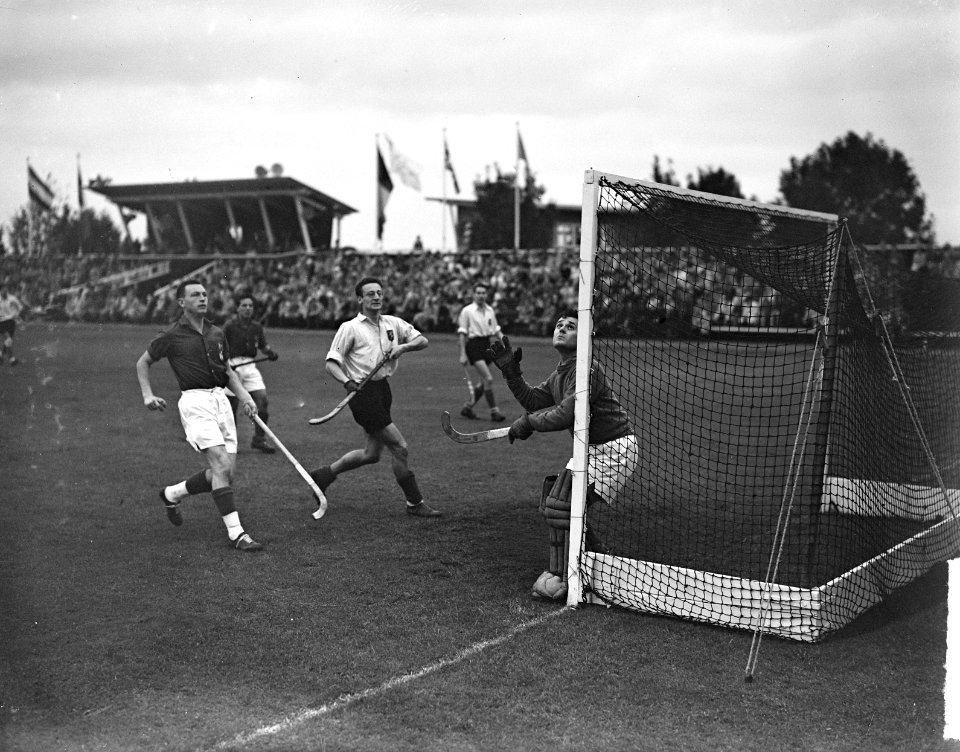 Internationale hockeytoernooi te Amstelveen. Frankrijk tegen Belgie 0-1, Bestanddeelnr 903-0561