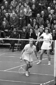 Internationale Badmintonkampioenschappen te Haarlem De dames dubbel Flindt in a, Bestanddeelnr 914-8066