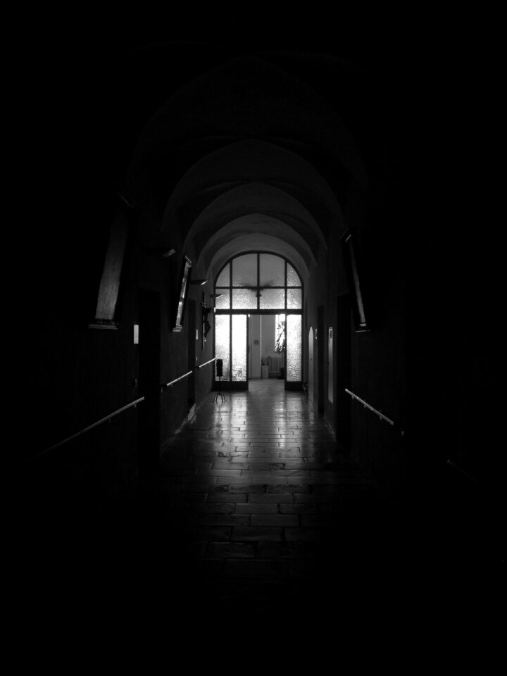 Arch architecture dark