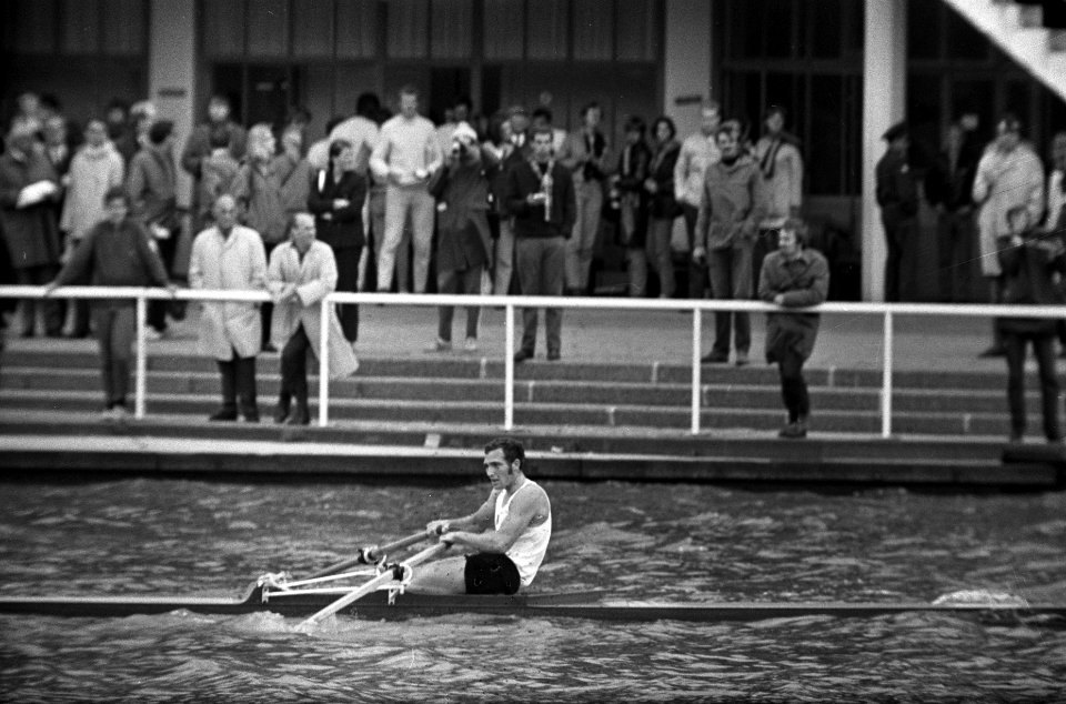 Internationale Bosbaanregatta nr. 7a skiffeur Bromek (Polen), Bestanddeelnr 923-7015