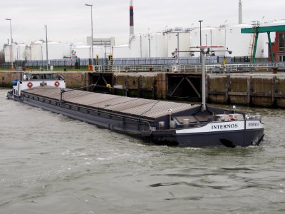 Internos (ship, 1927) ENI 02301604 Port of Antwerp pic1