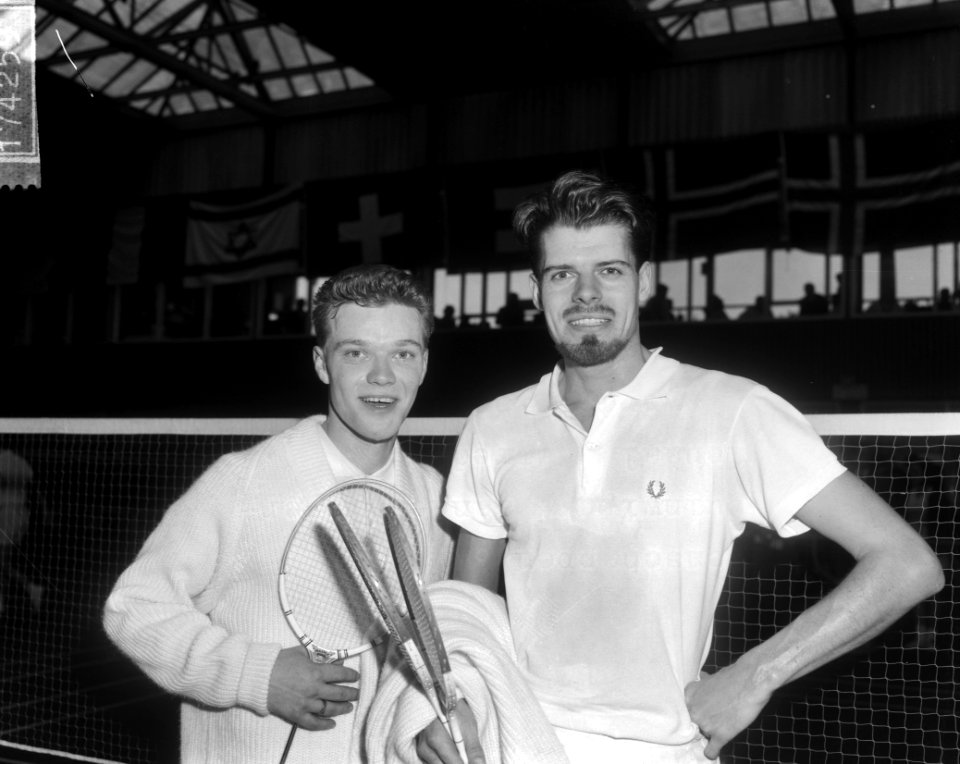 Internationale badmintonkampioenschappen te Haarlem, winnaar bij de heren links , Bestanddeelnr 917-4259