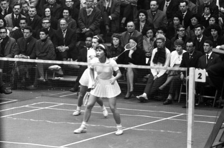 Internationale Badmintonkampioenschappen te Haarlem De dames dubbel Flindt in a, Bestanddeelnr 914-8065