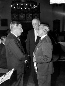 Internationale Conferentie voormalig verzet in de rolzaal Den Haag , vlnr pr, Bestanddeelnr 910-6308