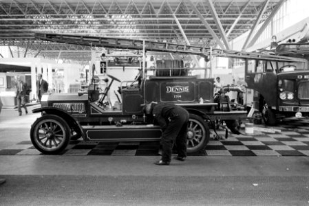 Internationale Brandweertentoonstelling in RAI, Amsterdam Engelse motorspuitwage, Bestanddeelnr 923-5758
