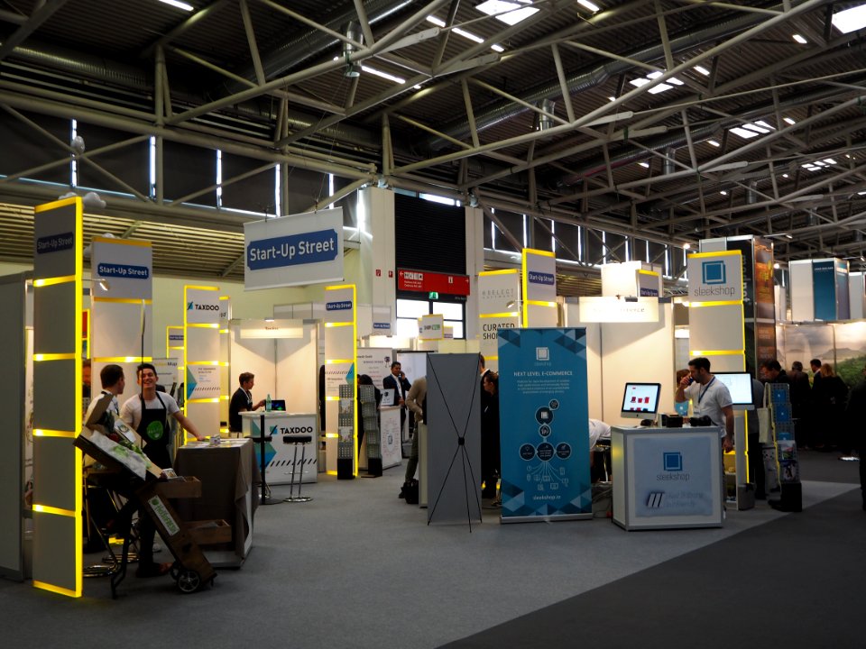 Internet World Fair 2017 (09)