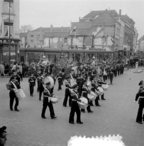 Intocht Zoete Lieve Gerritje , Den Bosch, Bestanddeelnr 906-1093