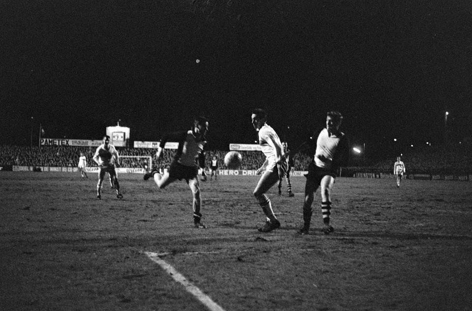 Intertoto ADO tegen Bratislava 1-0, spelmomenten, Bestanddeelnr 920-1245