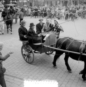Intocht Zoete Lieve Gerritje , Den Bosch, Bestanddeelnr 906-1094